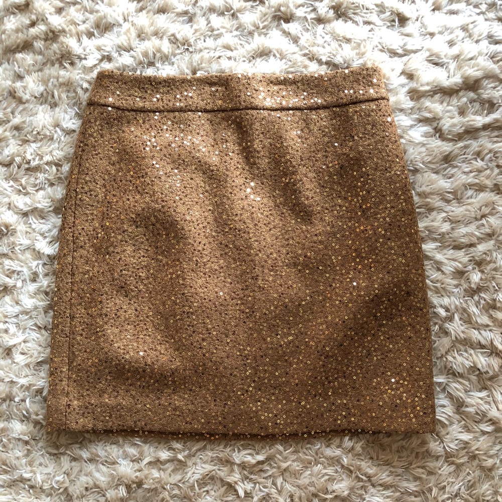 NWOT LOFT Gold Sequin Skirt